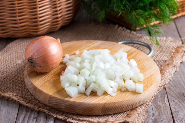 Click here to prepare onions and see it's health benefits. Farr Better Vegan Cream of Mushroom Soup has onions as an ingredient in Farr Better Recipes®